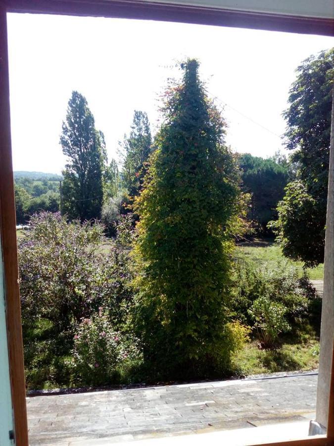 B&B Les Quatre Vents Montpon-Menesterol Экстерьер фото